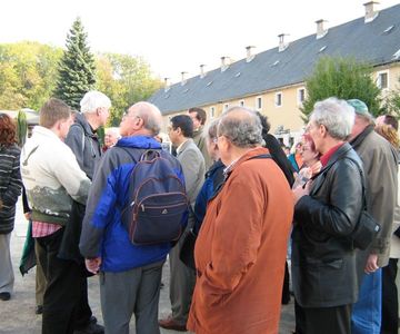 Die Festung: eine kleine uneinnehmbare, eigenständige Stadt auf einem Berg