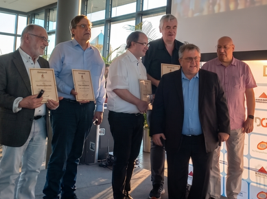 Berthold Plischke, Claus Kuhlemann, Andreas Filmann, Frank Binding, André Martin und Rainer Blanquett - alle mit der Silbernen Ehrennadel, wobei Martin und Blanquett diese schon erhielten.