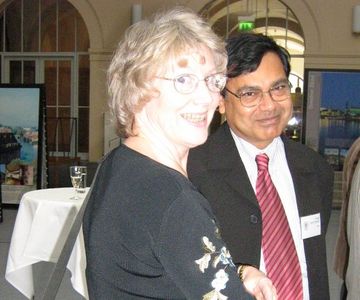 Ruth Ann Fay (USA) und Ambar Chatterjee (Indien)